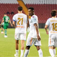 Cassierra, imparable en Rusia: Gol y asistencia ante Akhmat