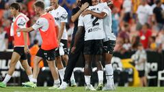 04/09/22 PARTIDO PRIMERA DIVISION 
JORNADA CUATRO
VALENCIA CF - GETAFE CF
FIN DE PARTIDO SALUDO 
GENNARO GATTUSO SAMUEL LINO THIERRY CORREIA
