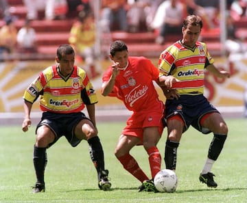 Mientras el sol caía sobre un estadio sin luz artificial, los Monarcas de Tena sobrellevaban el empate a 3 para forzar a la tanda. Ahí, Ángel David Comizzo se convirtió en el héroe de los purépechas al detener tres lanzamientos. Heriberto Ramón Morales fue el encargado de firmar el primer título, y hasta momento único, en la historia para Morelia.