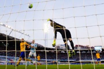 Gol 1-0 de Nolito jugador del Celta, el primero del equipo, durante el partido de la quinta jornada de liga en Primera División que se disputa esta noche en el estadio de Balaídos.