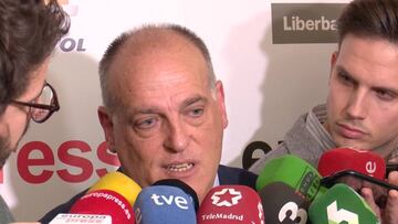 "El Reus no puede incorporar jugadores aunque se pongan al día económicamente"