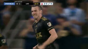 Cristian Arango asiste a Bale para su primer gol en la MLS