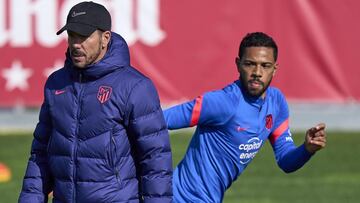 Renan Lodi, durante un entrenamiento del Atl&eacute;tico.