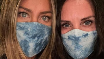 Jennifer Aniston comparte la imagen de un amigo entubado para alertar de los rebrotes