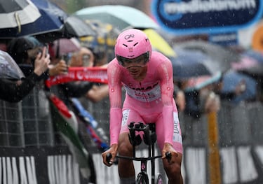 Del Toro: de pedir consejo a Matxin por redes a líder del Giro