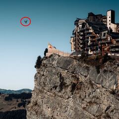 Tom Pagès tira un doble front flip en un acantilado de 170 metros