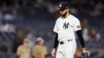 Devin Williams llenó la casa el lunes y permitió el regreso de Padres en la pizarra