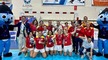 Selección femenina de fútbol sala campeona de las Sordolimpiadas de Turquía.