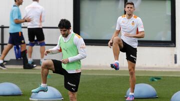 19/02/22
 ENTRENAMIENTO DEL VALENCIA CF - 
 GUEDES - PAULISTA
 
 
 
 
 
 
 
 