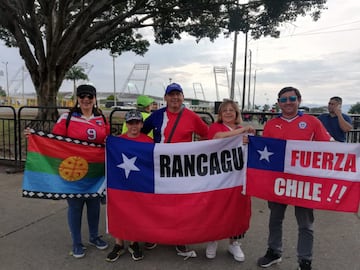 La Selección Colombia Sub 23 ya está lista para el encuentro ante Ecuador en el Preolímpico de la categoría. Los hinchas también están preparados para apoyarla en un juego que define la clasificación.