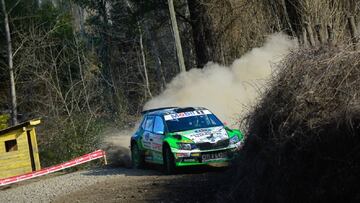 Martínez marca el ritmo en el inicio del Rally Mobil en Quillón