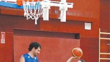 Pesquera y Garbajosa esperan dar el primer oro al equipo nacional de baloncesto.