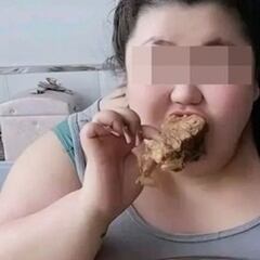 What are mukbang videos and why are health professionals concerned about this latest tend?