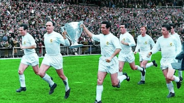 El Real Madrid festeja un t¨ªtulo en el doblete de 1962.