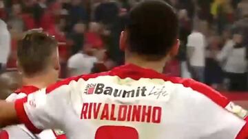 Rivaldinho, el hijo del genio brasileño... ¡la saga continua!