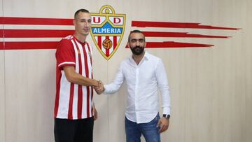 El Almería ficha a Petrovic