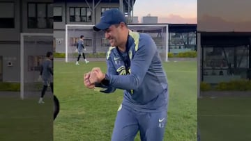 ¿Nuevo cobrador en el América? Jardine anota un penal a lo Raúl Jiménez y causa revuelo