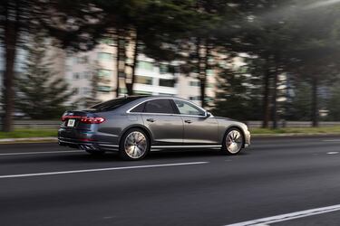 Audi A8 2023, disponible en México: el sedán grande premium es corregido y aumentado