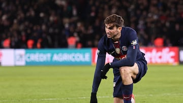 Paris Saint-Germain's Spanish midfielder #08 Fabian Ruiz reacts during the French Cup round of 32 football match between between Paris Saint-Germain (PSG) and Paris FC at the Parc des Princes stadium in Paris on January 12, 2026. (Photo by Anne-Christine POUJOULAT / AFP)