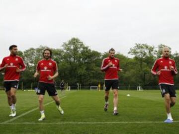 Hal Robson Kanu, Joe Allen, Gareth Bale y Aaron Ramsey.