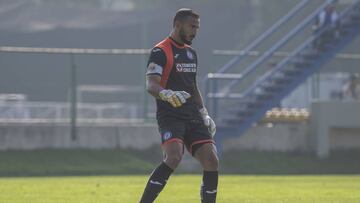 Guillermo Allison, portero de Cruz Azul, anota de último minuto en Sub-20