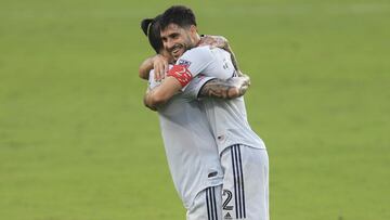 Este domingo 29 de noviembre, Carles Gil y Gustavo Bou se vistieron de héroes para darle el pase a la final de la Conferencia Este a New England.