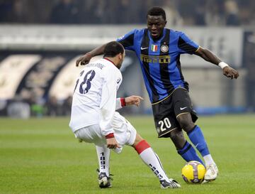 Temporadas en el FC Inter: 2008-11 
Temporadas en el AC Milan: 2012-15