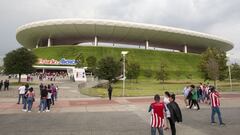 Reventa hace negocio con boletos gratuitos