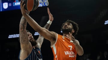 El Efes de Laso arrolla al Valencia