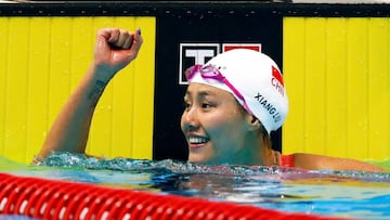 Liu Xiang breaks women's 50m backstroke world record