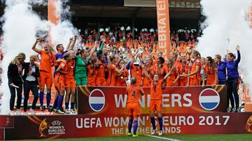 Esta última edición antes de la Eurocopa de 2022 contó con una nueva campeona, la anfitriona Países Bajos, que consiguió su primer título hace cuatro años ante Dinamarca por 4-2. Las neerlandesas tuvieron que remontar el gol temprano de Nadia Nadim por parte de las danesas. Marcaron para Países Bajos Vivianne Miedema un doblete, Lieke Martens y Sherida Spitse. Por parte de las danesas, Nadim y Pernille Harder. El partido se disputó en el estadio De Grolsch Veste, donde actualmente juega el Twente de la Eredivisie. Es la primera vez que tanto la selección de los Países Bajos como Dinamarca llegan a la final y también, la sorpresa de que no Alemania no haya ganado esta competición. Este año fue donde más selecciones debutaron, con un total de cinco (Suiza, Escobia, Bélgica, Austria y Portugal). La máxima goleadora fue la inglesa Jodie Taylor con 5 goles y la mejorn jugadora la holandesa Lieke Martens. La selección española perdió en cuartos contra Austria en la tanda de penaltis.