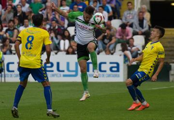 El partido del Play Off contra el Cádiz fue el último que Jon García disputó con la camiseta del Racing.