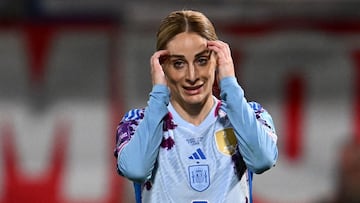 Spain's forward #09 Esther Gonzalez reacts during the Women's UEFA Euro 2025 League A Group 2 qualifying football match between Belgium and Spain at the Den Dreef stadium in Leuven on April 5, 2024. (Photo by JOHN THYS / AFP)