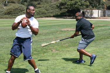 El encantador de quarterbacks - La historia de George Whitfield Jr.