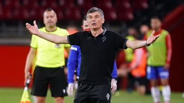 José Luis Mendilibar se desespera.