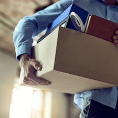 Pide teletrabajar para cuidar a sus padres, se va de la empresa tras 25 años y acaba cobrando 165.059 euros de indemnización