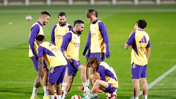 The captain and starting right-back, Dani Carvajal, set alarms ringing when he trained inside ahead of the final against Barcelona.