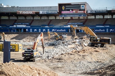 En paralelo a la demolición, se inicia la construcción del Gol Sur, grada que se derribo hace un año con el inicio de las obras.