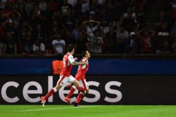 Alexis Sánchez mostró su poder goleador en la Champions