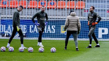 07/12/20
 ATLETICO DE MADRID ENTRENAMIENTO
 PABLO VERCELLONE - IVO GRBIC - JAN OBLAK 