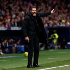 Simeone: “Sorloth nos permite jugar a un fútbol diferente”