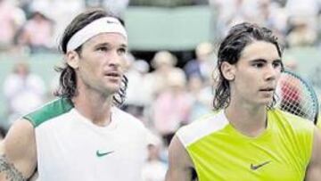 <B>ÚLTIMO ENFRENTAMIENTO.<B>Moyá y Nadal se vieron las caras en Miami. Ganó Carlos.