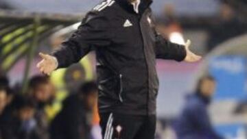 El entrenador argentino del Celta, Eduardo Berizzo, durante el partido de Liga en Primera División disputado esta noche en el estadio de Balaídos, en Vigo.