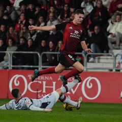 Dela, baja por sanción frente al Córdoba
