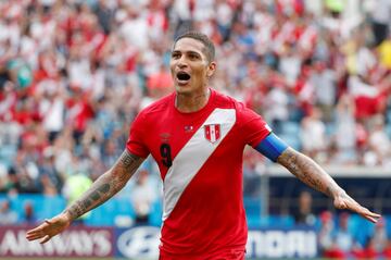 Paolo Guerrero, Perú.