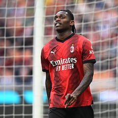 El Milan no levanta cabeza y San Siro protesta