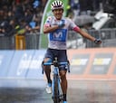 Carapaz: "Afronto el Giro con las ganas de subir al podio"