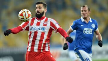 Dimitris Siovas, central del Olympiacos.