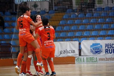 Ourense y Roldán siguen en lo más alto, Móstoles pinchó