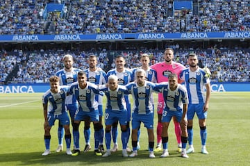 El once del Depor ante el Racing de Ferrol, la única victoria.